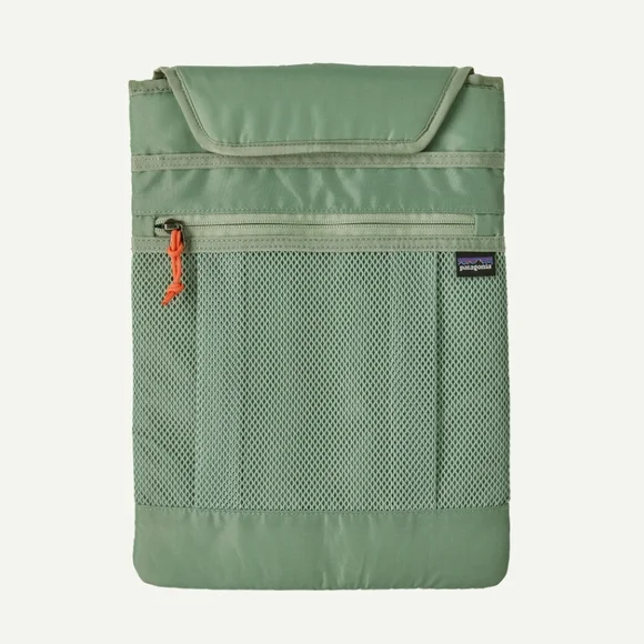 Atom Tote Pack 20L - Color: Lichen Green - Picture 4 of 5